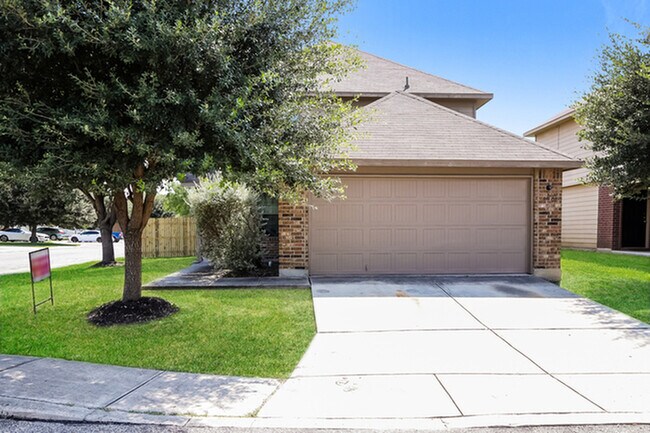 8902 Gerald Ohara in San Antonio, TX - Foto de edificio - Building Photo