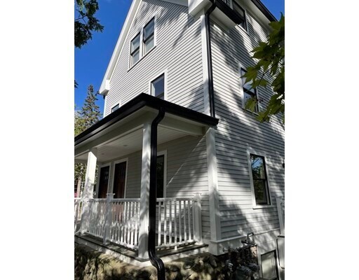 440 Washington St in Wellesley, MA - Building Photo