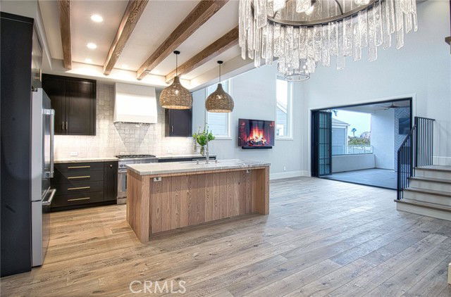 710 Avocado Ave in Newport Beach, CA - Building Photo - Building Photo