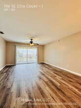 706 SE 13th Ct in Cape Coral, FL - Building Photo - Building Photo