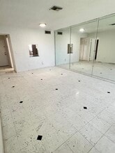 20200 NE 29th Ct in Miami, FL - Building Photo - Building Photo