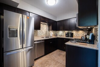 4950 N Miller Rd, Unit #133 in Scottsdale, AZ - Building Photo - Building Photo