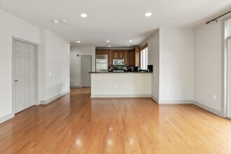 7400 River Rd in North Bergen, NJ - Building Photo - Building Photo