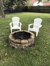 906 Old Angleton Rd in Clute, TX - Building Photo - Building Photo