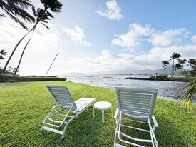 650 Kaimalino St in Kailua, HI - Building Photo