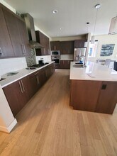 13520 98th Ave NE in Kirkland, WA - Building Photo - Building Photo