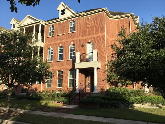 2 Islewood Blvd in Spring, TX - Building Photo - Building Photo