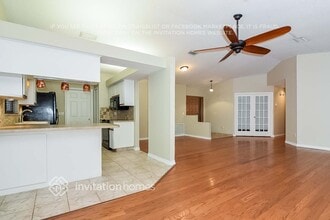 5368 Black Pine Dr in Tampa, FL - Foto de edificio - Building Photo