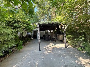 749 E 224th St in Bronx, NY - Building Photo - Building Photo