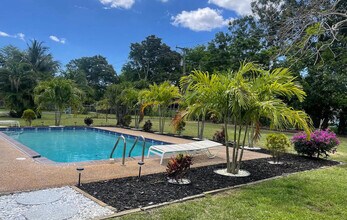 3712 Lowson Blvd in Delray Beach, FL - Building Photo - Building Photo