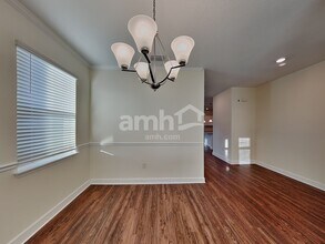 524 Pine Terrace Dr in Ruskin, FL - Building Photo - Building Photo