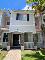 2539 SW 82nd Ave in Miramar, FL - Building Photo