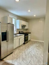 124 Charles St in Waterbury, CT - Building Photo - Building Photo