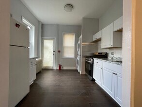 1233 Christian St, Unit 1 in Philadelphia, PA - Building Photo - Building Photo