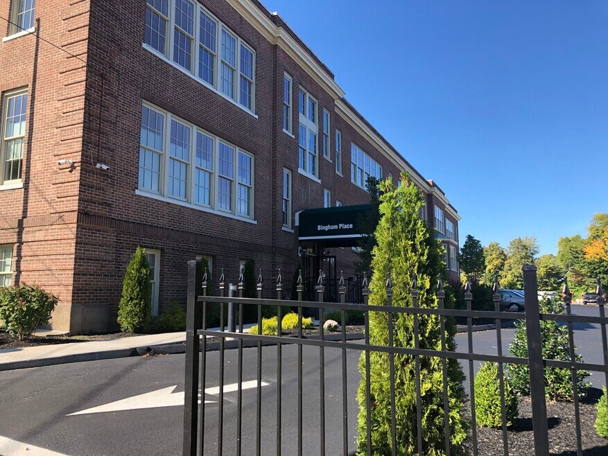 Birchwood Apartments Bristol, CT Apartments For Rent