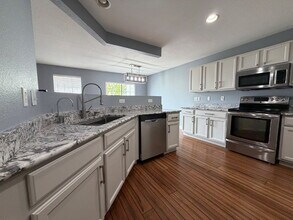8096 S Kalispell Way in Englewood, CO - Building Photo - Building Photo