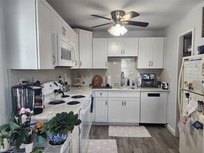 13 Nassau Ave in Glen Cove, NY - Building Photo - Building Photo