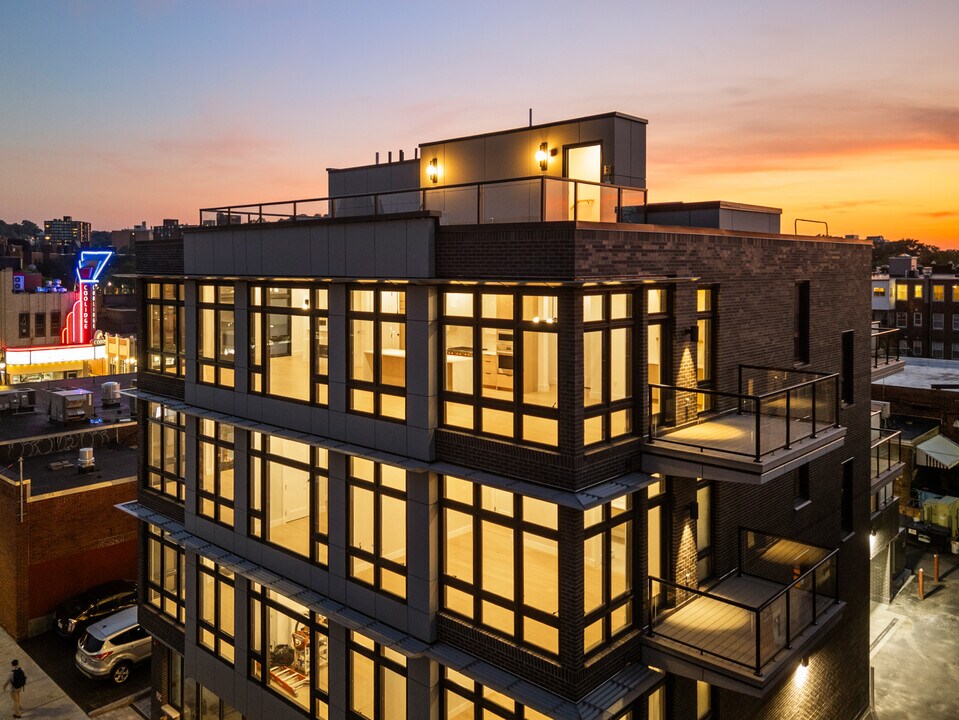 14 Green St, Unit PH2 in Brookline, MA - Building Photo