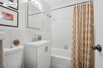 225 E 57th St in New York, NY - Building Photo - Building Photo