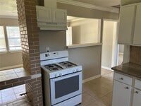 10013 Whitehead St photo'