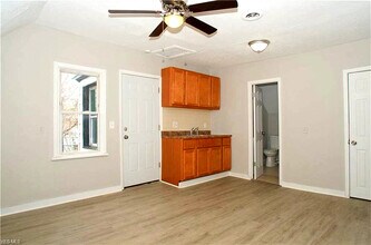 3906 Memphis Ave-Unit -1 in Cleveland, OH - Building Photo - Building Photo
