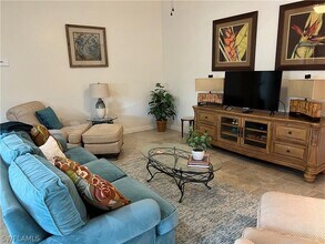 7373 Emilia Ln in Naples, FL - Building Photo - Building Photo