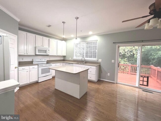 2610 Streamview Dr in Odenton, MD - Building Photo - Building Photo