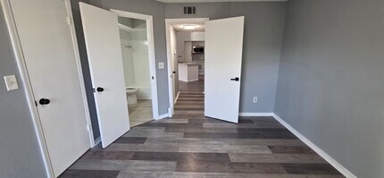 4536 Commander Dr in Orlando, FL - Foto de edificio - Building Photo