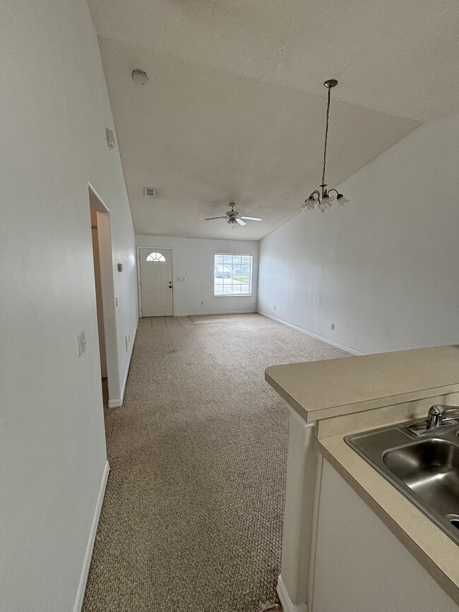 property at 5 Wood Arbor Ln