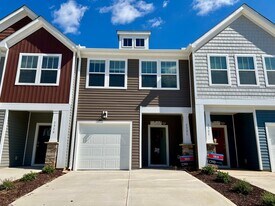 1321 Maplesmith Wy in Moore, SC - Building Photo