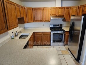 1808 Cleveland Ave in Anchorage, AK - Building Photo - Building Photo