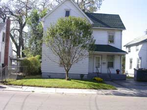 282 W River St in Kankakee, IL - Foto de edificio