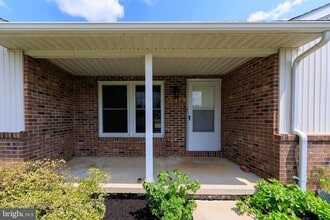 13929 Green Mountain Dr in Maugansville, MD - Building Photo - Building Photo