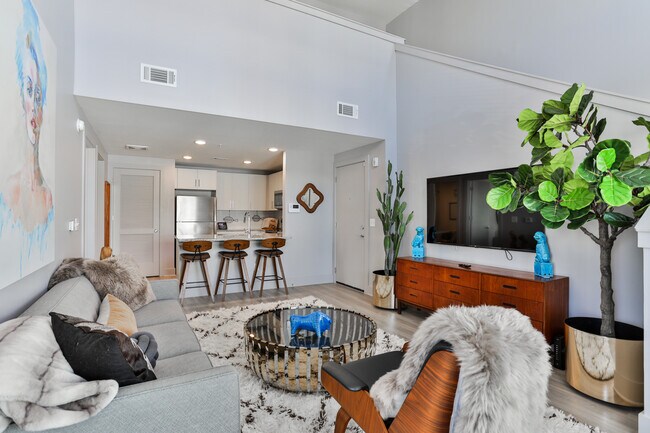 The Skylark in Atlanta, GA - Building Photo - Interior Photo