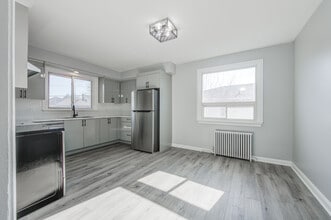99 Haig St in St Catharines, ON - Building Photo - Building Photo