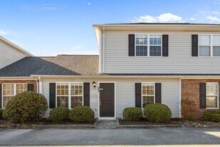 559 Corbin St in Jacksonville, NC - Building Photo