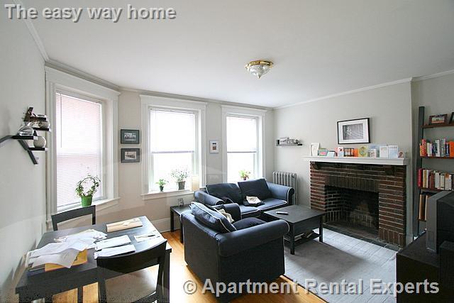 8 Craigie Cir in Cambridge, MA - Building Photo