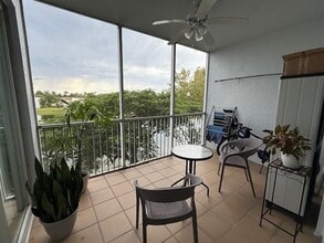 10700 NW 66th St, Unit 302 in Doral, FL - Building Photo - Building Photo
