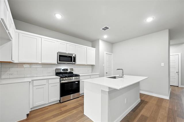 property at 806 Pne Bch Dr