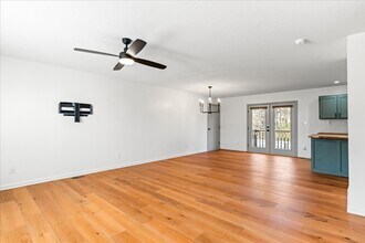 259 Clover Cir in Jacksboro, TN - Building Photo - Building Photo