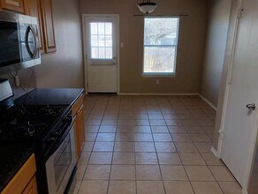 369 Lake Washington Dr in Kyle, TX - Building Photo - Building Photo