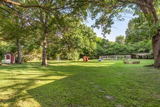 1831 N Greenvalley Ave in Fayetteville, AR - Building Photo - Building Photo