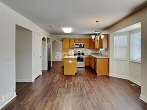 11383 Berry Farm Rd in Fountain, CO - Foto de edificio - Building Photo