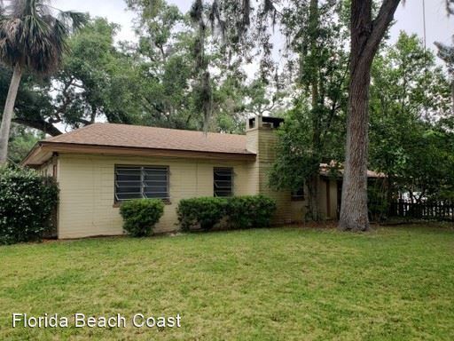375 Lowndes Ave in Ormond Beach, FL - Foto de edificio