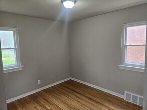 854 Harrison Blvd in Lincoln Park, MI - Building Photo - Building Photo