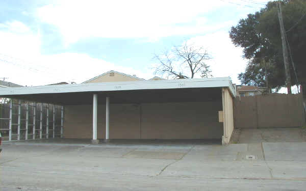 1581-1587 C St in Hayward, CA - Foto de edificio - Building Photo