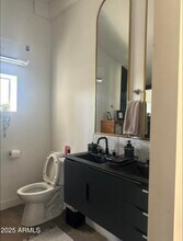 1055 E Whitton Ave in Phoenix, AZ - Building Photo - Building Photo