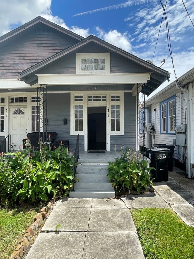property at 2425 Upperline St
