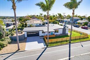 602 Rockledge St in Oceanside, CA - Building Photo