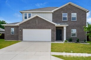 404 Willow Creek Dr, Unit C in Glenn Heights, TX - Building Photo